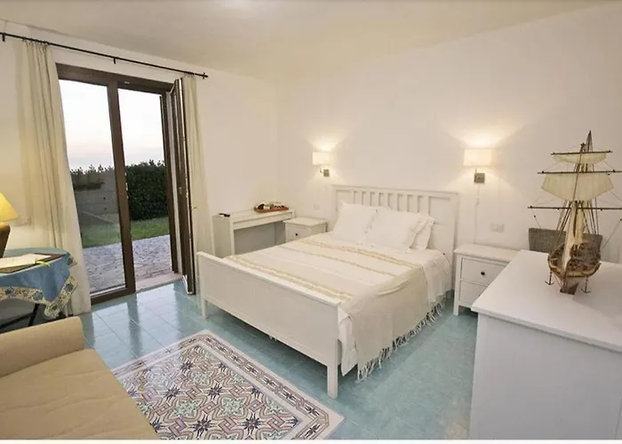 Cala D'aspide Apartment *